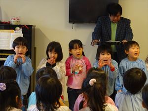 12月 歌唱指導 めぐみほいくえん 社会福祉法人恩寵園 千葉県船橋市 12月 歌唱指導 めぐみほいくえん 社会福祉法人恩寵園 千葉県船橋市